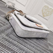 2 Color Two-tone canvas three-piece crossbody bag