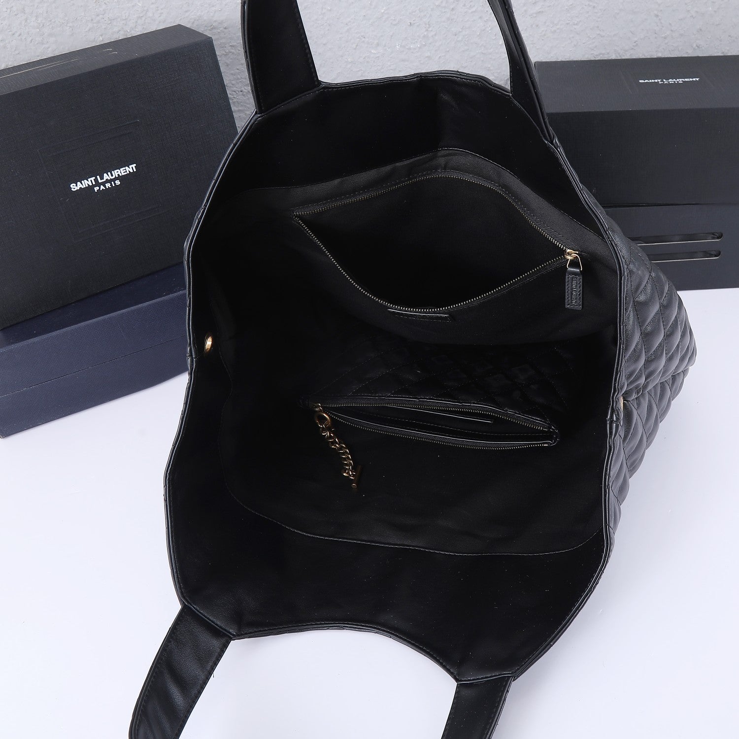 March Special-Medium Capacity Cowhide Bag