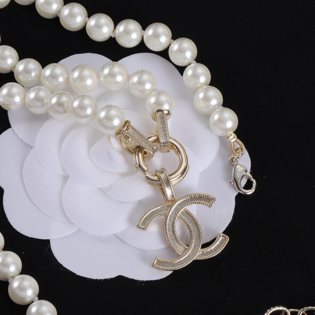 CC Pearl Rhinestone Necklace