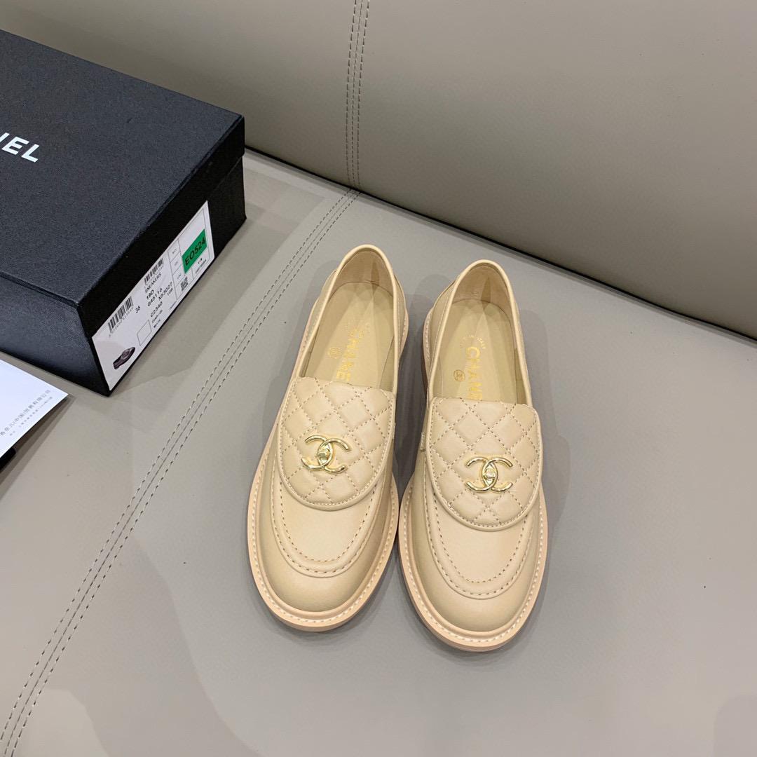 cc Loafers Beige For Women, Women's Shoes G36646