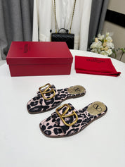 Val New arrival women slippers 01