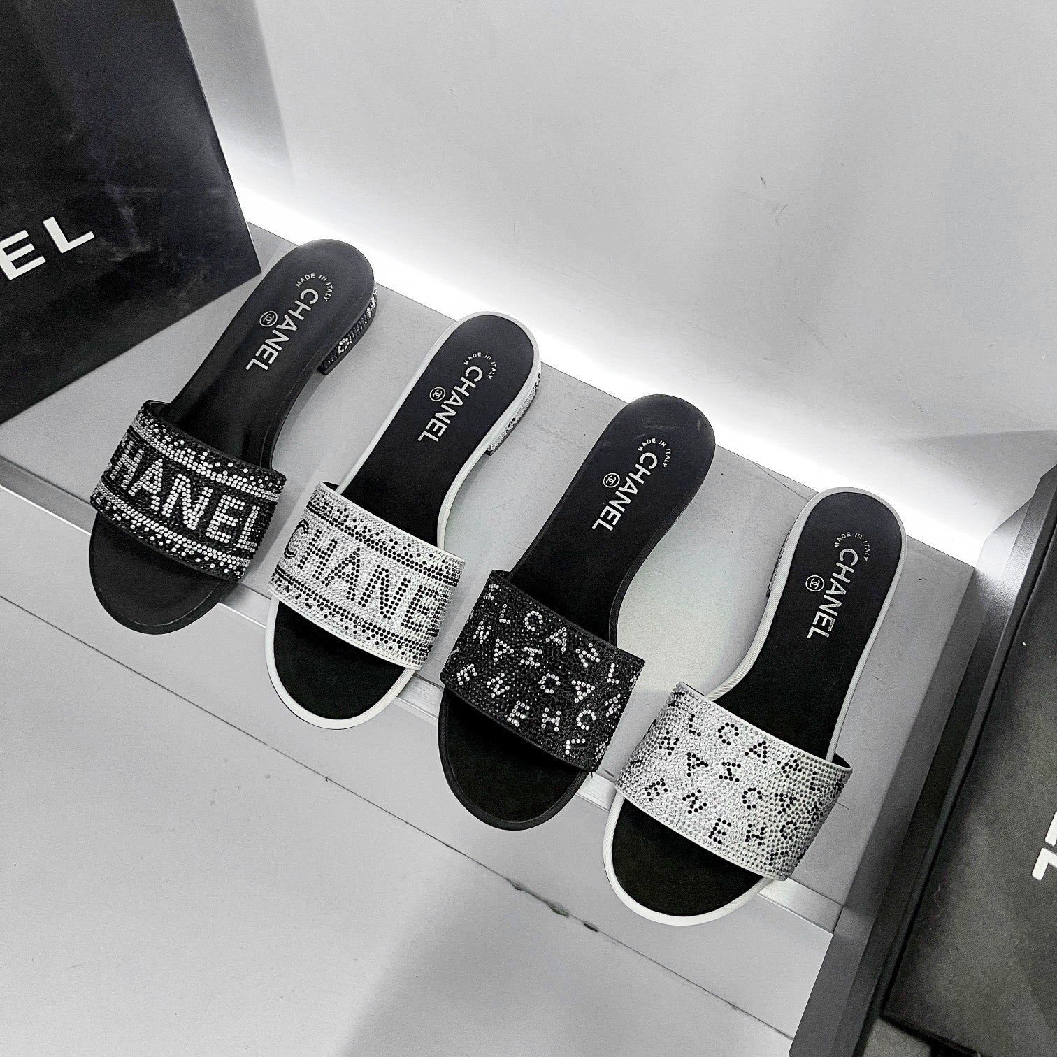 CC new arrival blingbling diamond slippers 