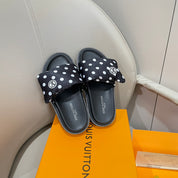 LV 25S-Polka dot velcro flat bottom