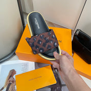 LV 25S-Polka dot velcro flat bottom