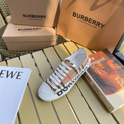 &nbsp; Burberry retro casual shoes