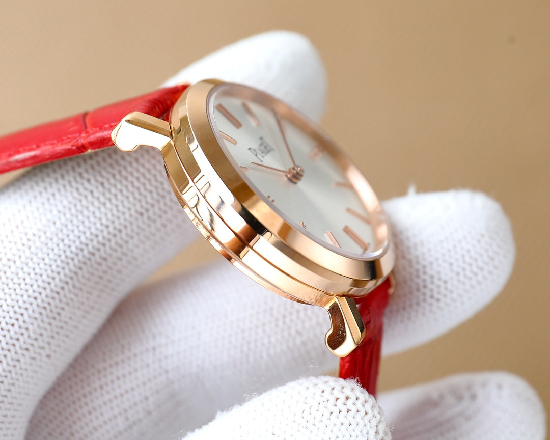 New Products Burgundy Women's Watches Fashionable Women's Watches