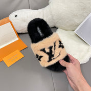 Lv 24SS Fall/Winter colour-block lambswool slippers