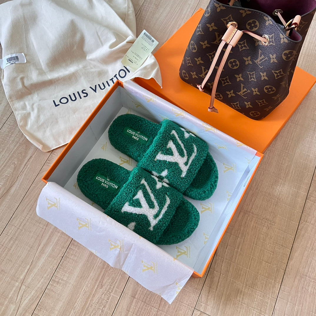 Lv 24SS Fall/Winter Lambswool Slippers