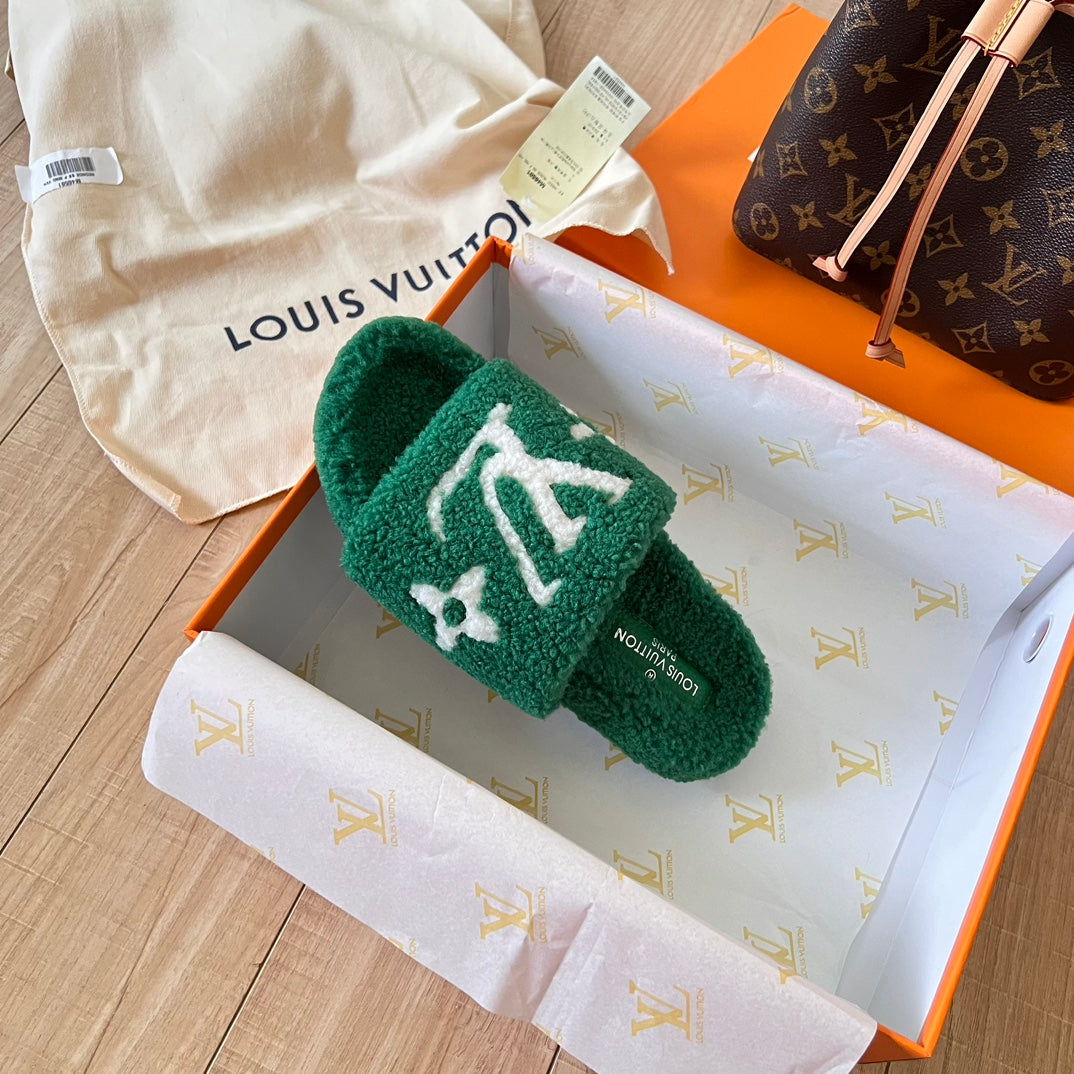 Lv 24SS Fall/Winter Lambswool Slippers