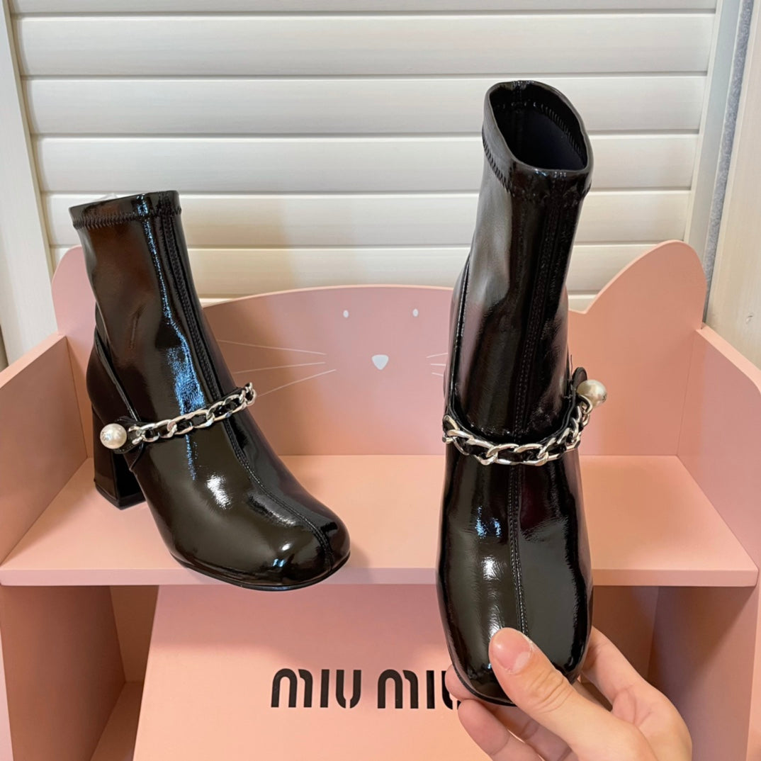 MM pearl chain buckled block heel booties