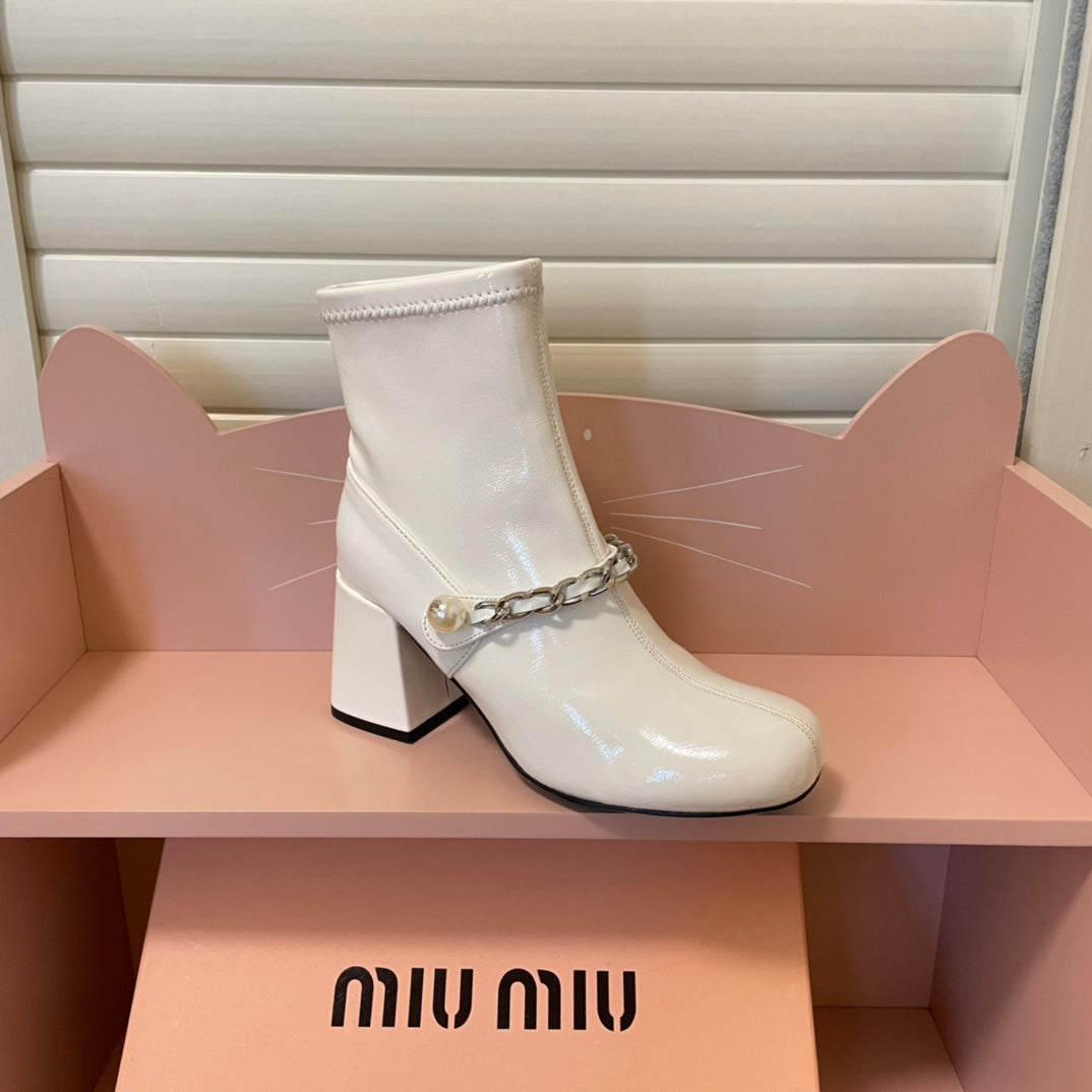 MM pearl chain buckled block heel booties