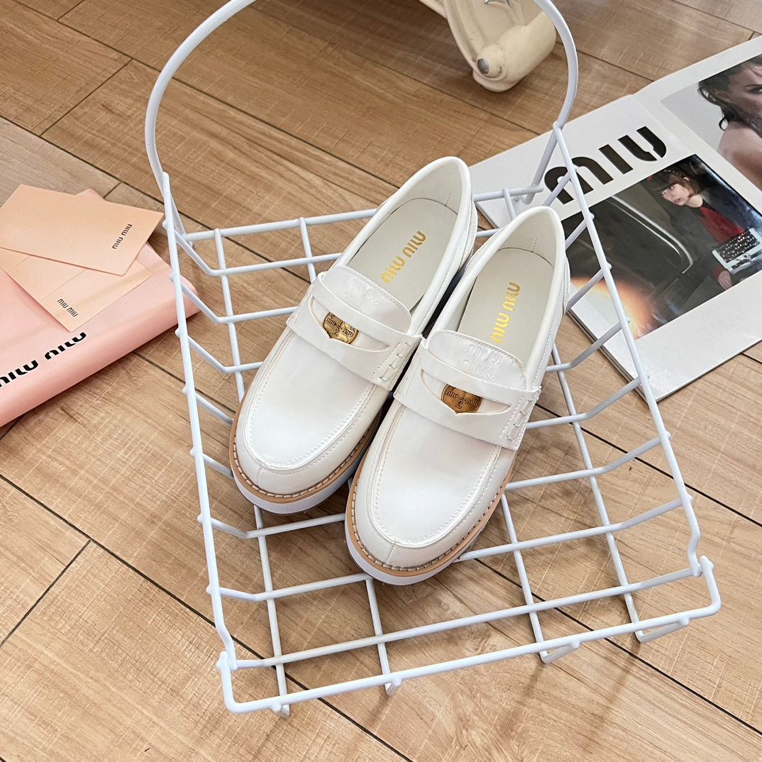 Miu 24SS Gold Coin Platform Casual Shoes