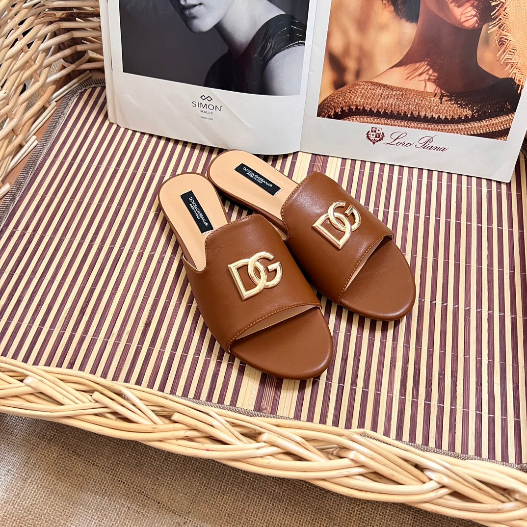 Dg 24SS - Wide-mouth slippers for early summer